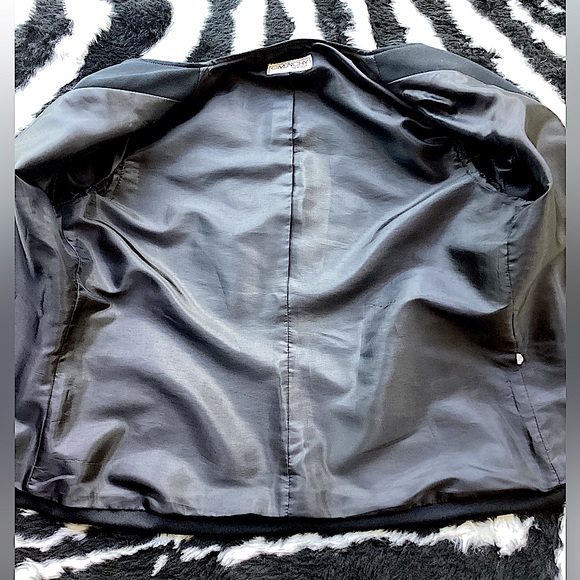 Vintage Givenchy Sport Black Jacket. B2 - Picture 9 of 15